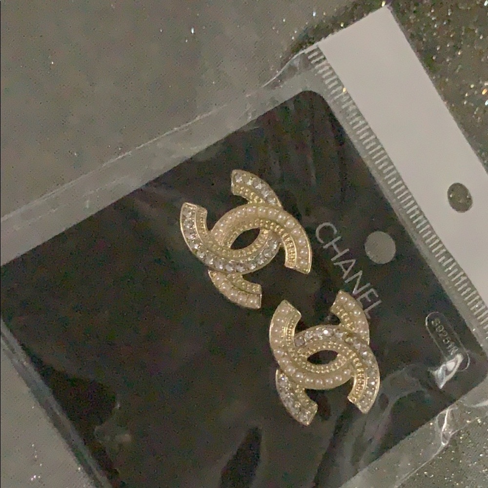 Fashion earrings